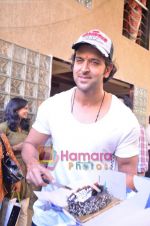 Hrithik Roshan on the occasion of his bday at his home on 9th Jan 2011 (40).JPG